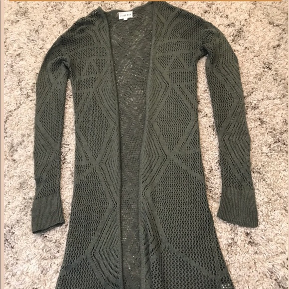 Olive & Oak Sweaters - Olive Cardigan Olive & Oak Sweaters - Olive Cardigan